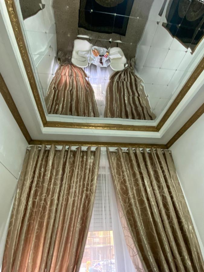Roma Suite Idromassaggio Εξωτερικό φωτογραφία
